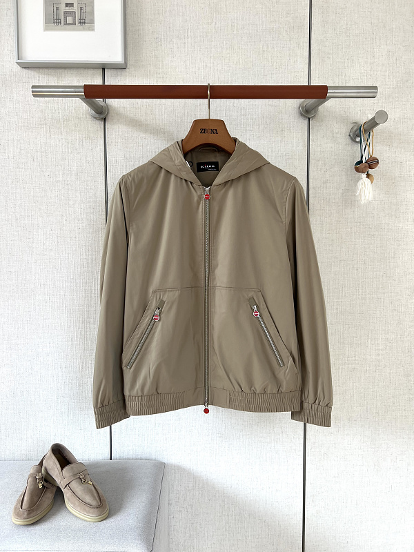 Price:419 523−8L 5