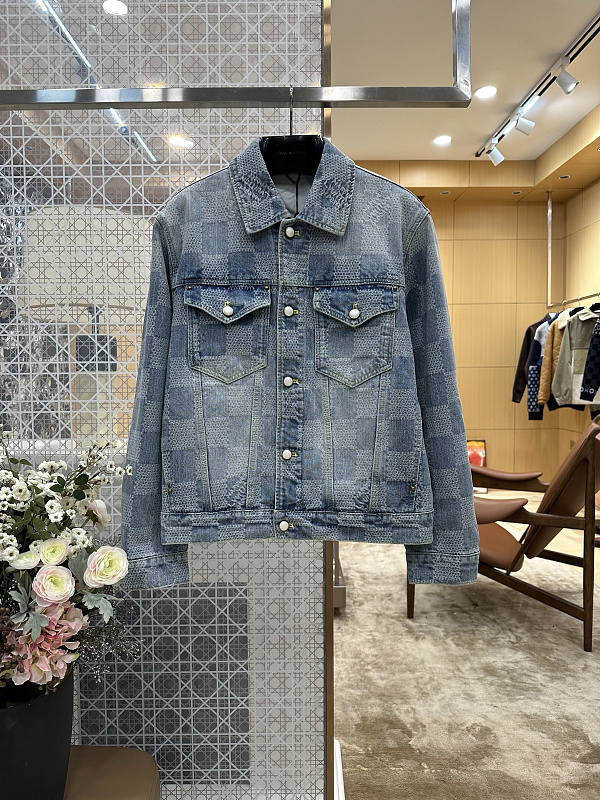 Price:399 558−8L 2