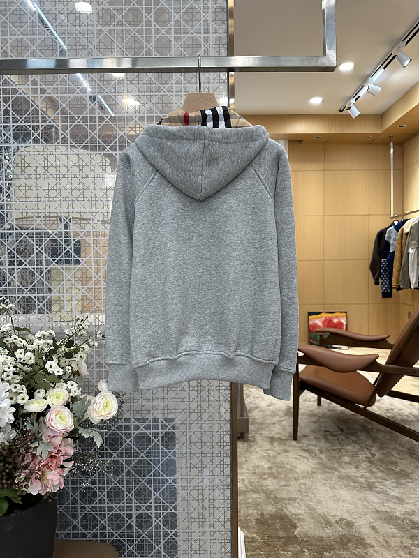 Price:279 522−8L 4