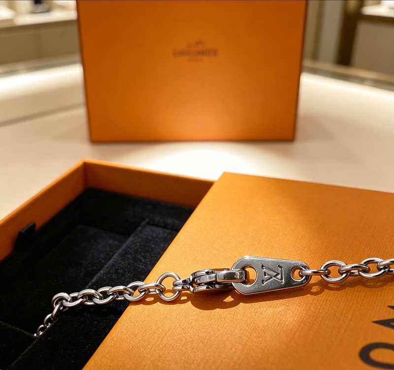 Price: 219 639-1L 6