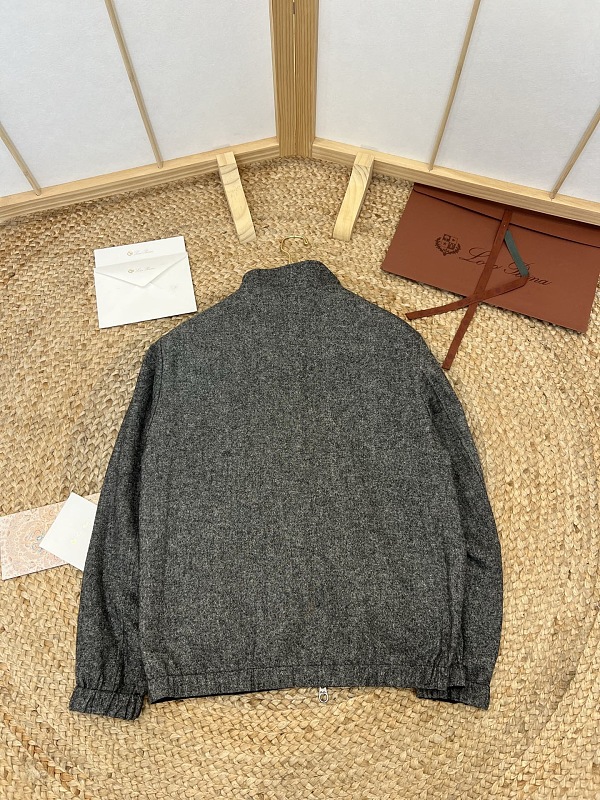 Price:409 579−8L 9