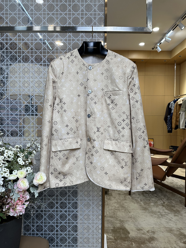 Price:429 527−99L 7
