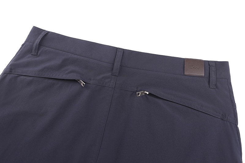 Price:279 −51l 9