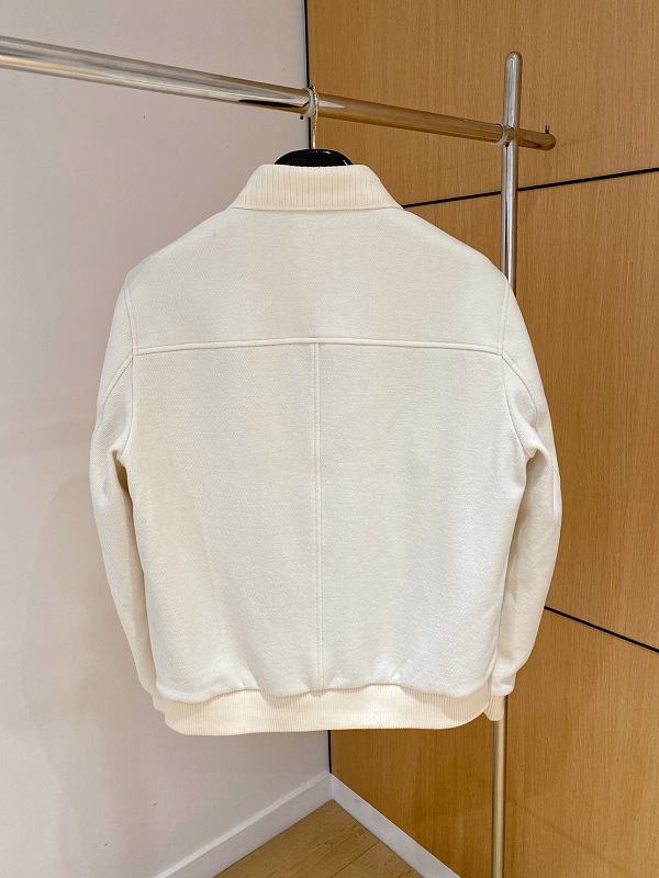Price:529 546−8L 10