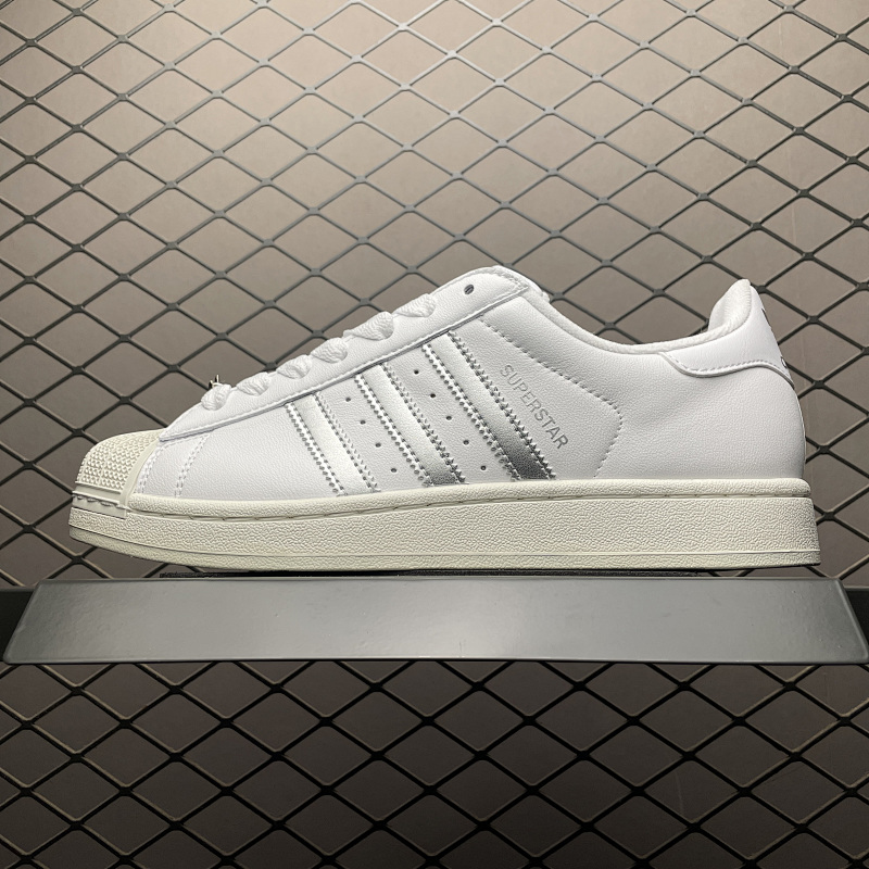 Adidas Shell Toe Sneakers 9