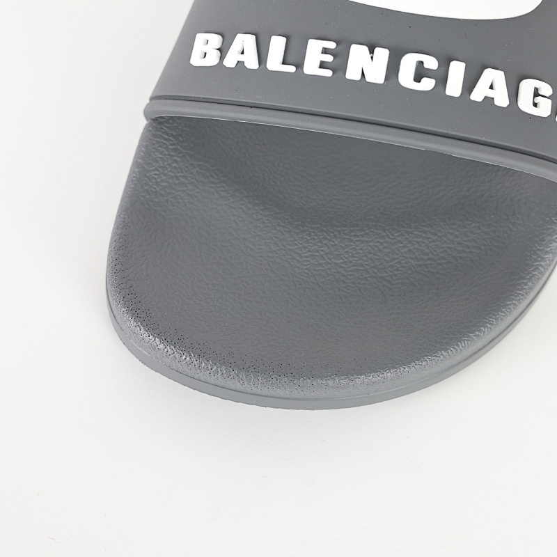 Balenciaga 10