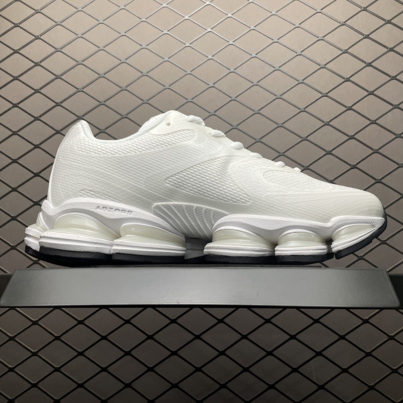 New Balance 2000 Sneakers · 6