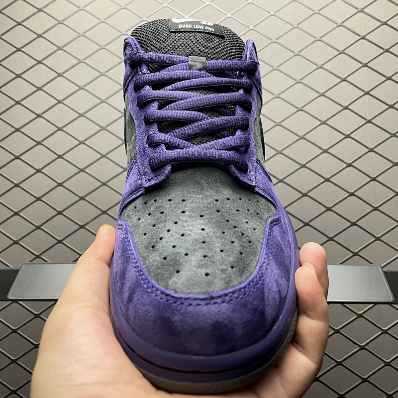 Supreme Dunk 3