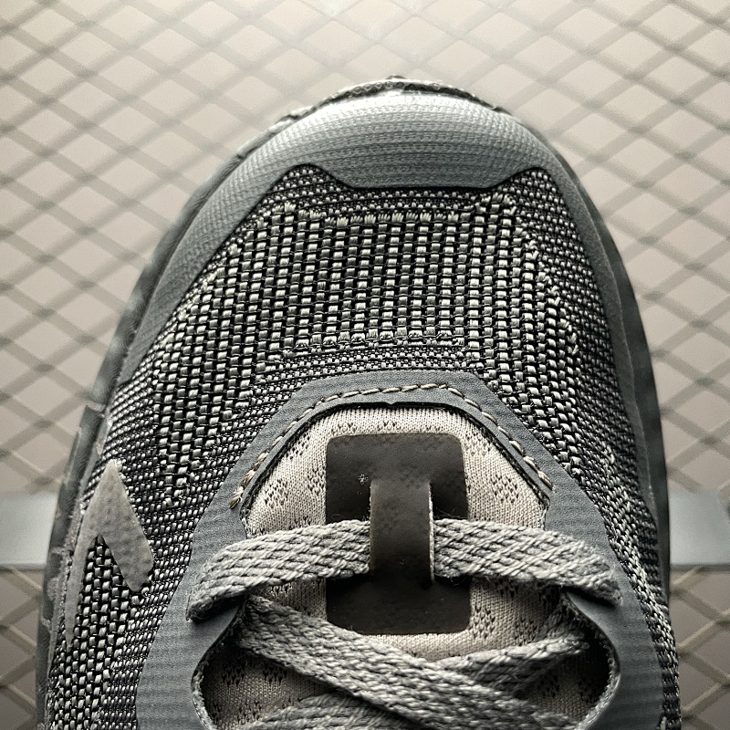 Hoka Mafate X · 2