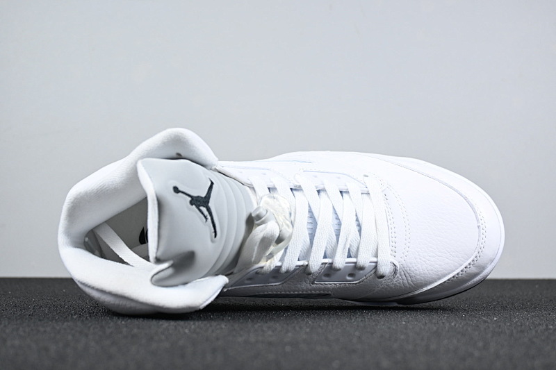 Jordan 5 Sneakers 4
