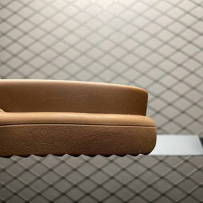 Louis Vuitton Slide Sandals 4