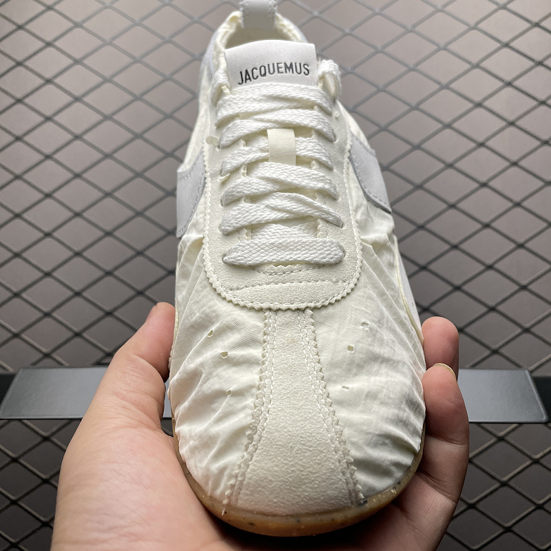 Jacquemus X Nk Moon Shoe Sp 10