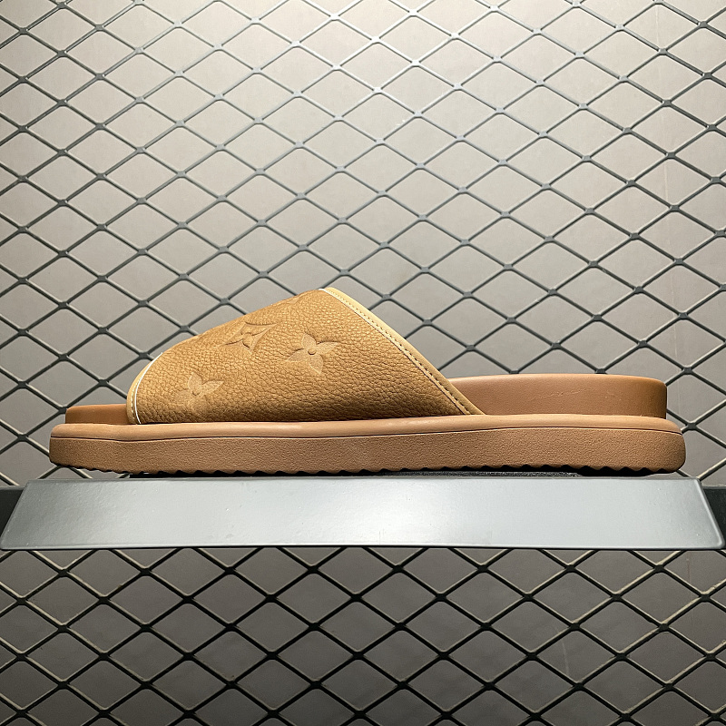 Louis Vuitton Slide Sandals 7