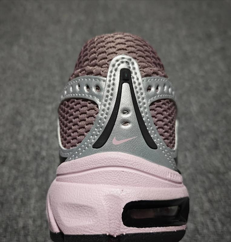 Nk Air Max Moto 5