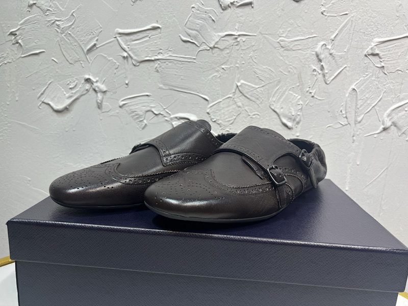Prada · 5