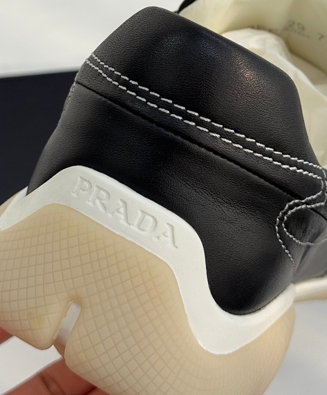 Prada 4