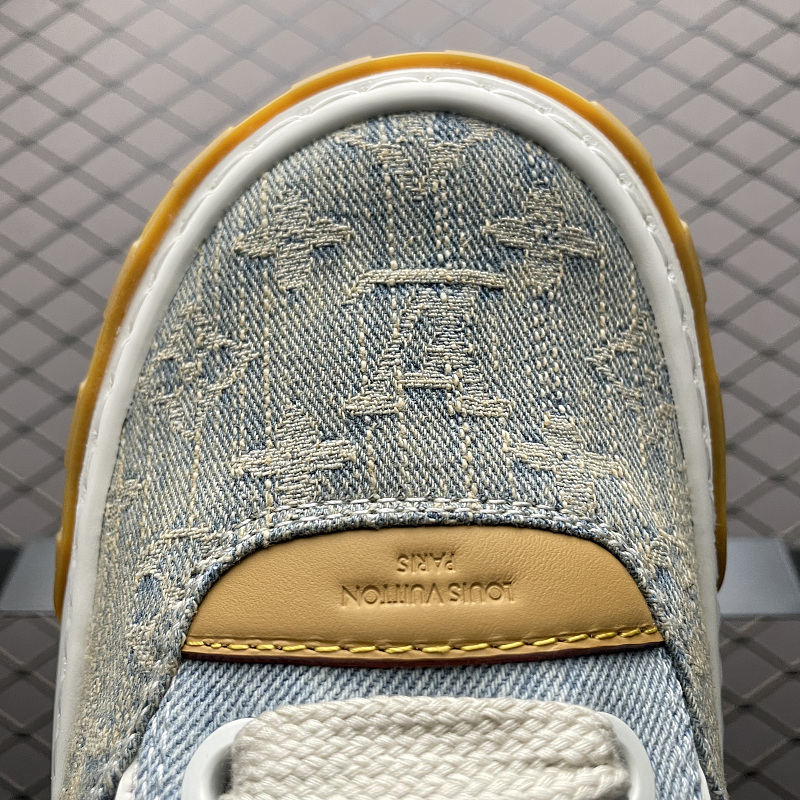 LV Tilted · 2