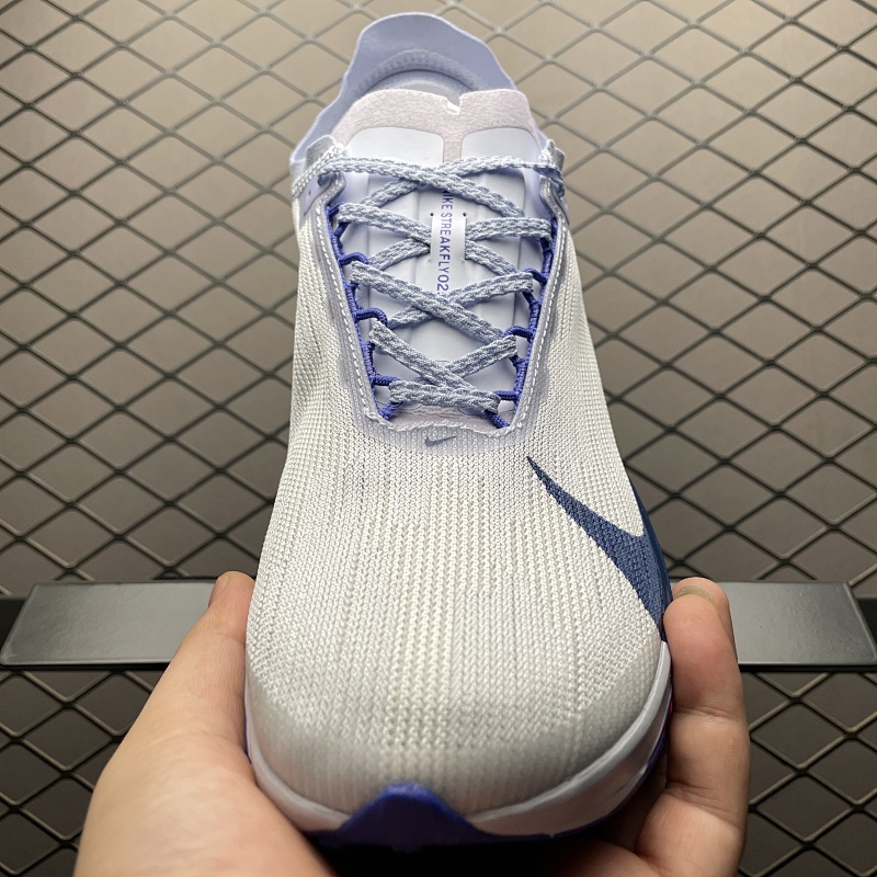 Nk Zoomx Streakfly 2