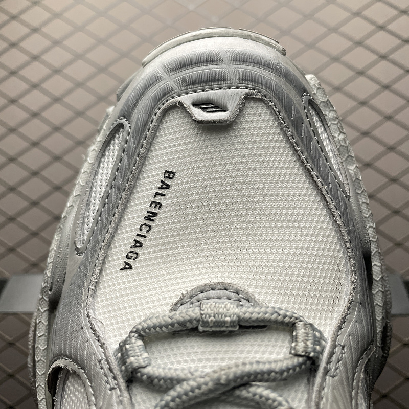 Balenciaga Triple S 2.0 9