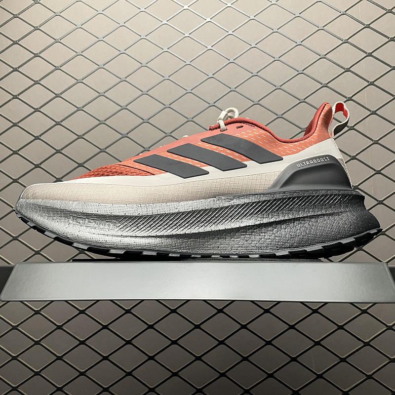 Adidas Ultra Boost 5.0 3