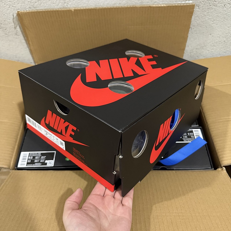 Off-White · Jordan 1 Sneakers 2