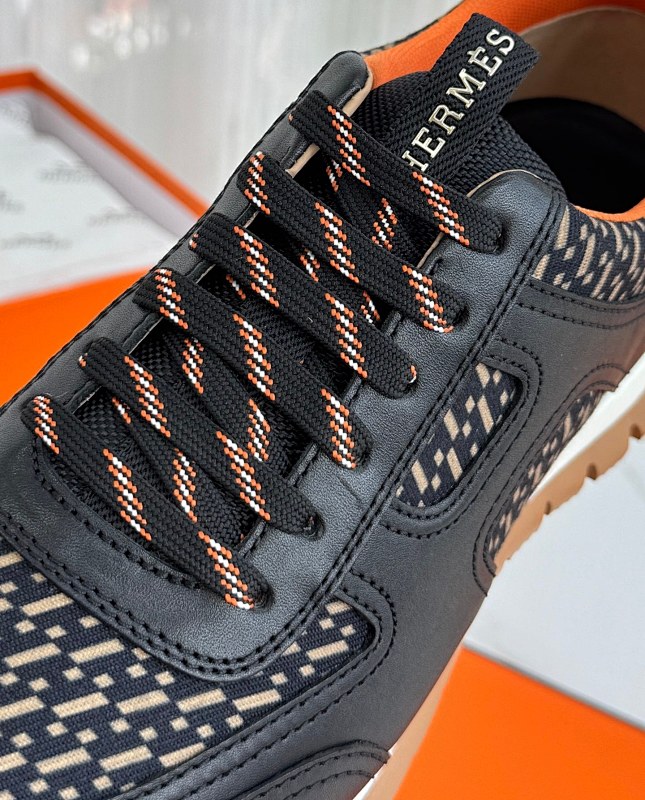Hermes 12