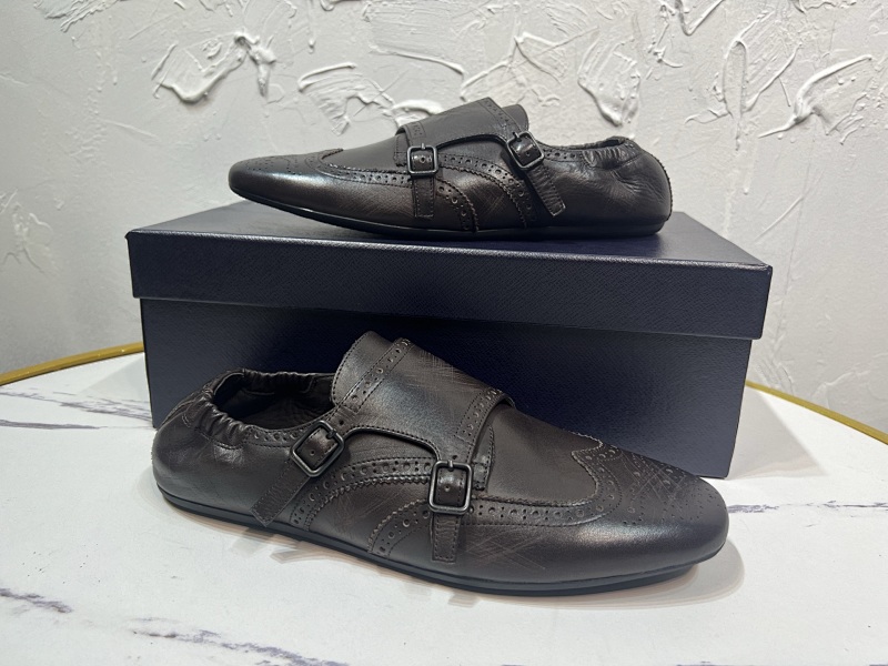 Prada · 6