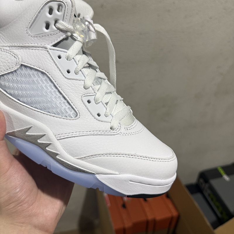 Jordan 5 Sneakers 7
