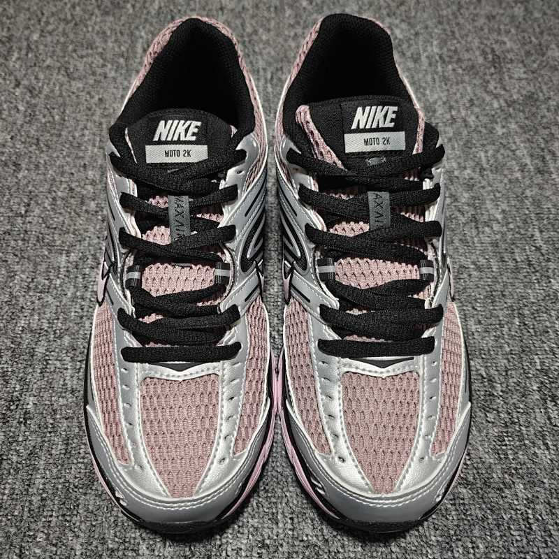 Nk Air Max Moto 11