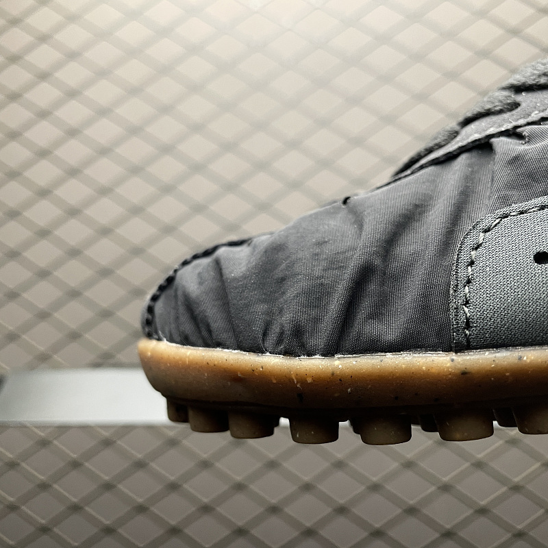 Jacquemus X Nk Moon Shoe Sp 4