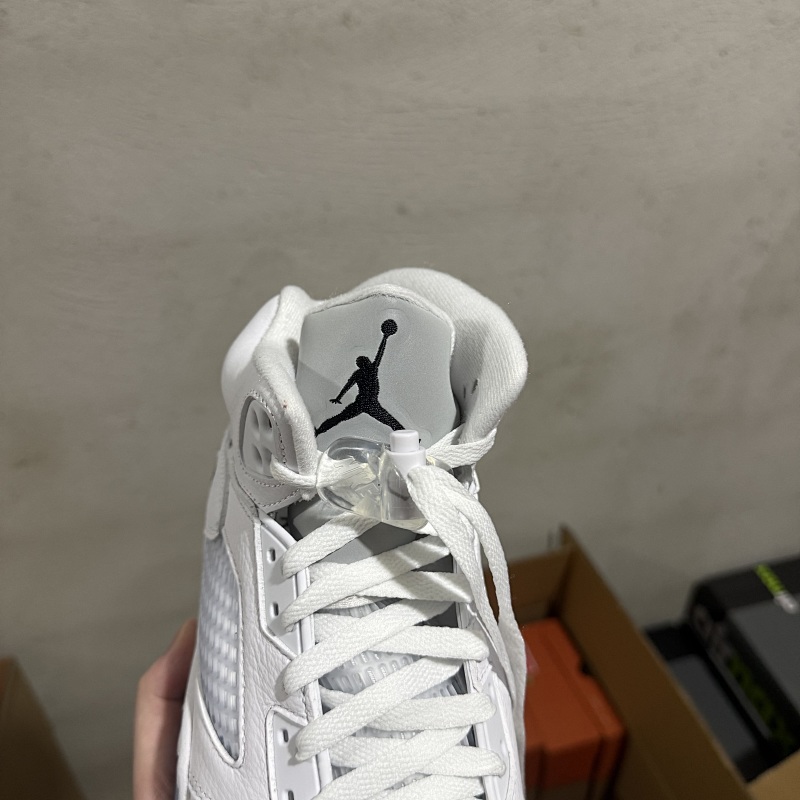 Jordan 5 Sneakers 6