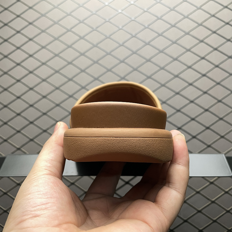 Louis Vuitton Slide Sandals 8
