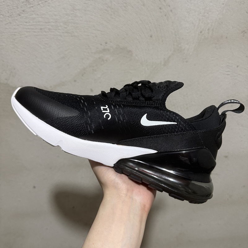 Air Max Zoom 270 10