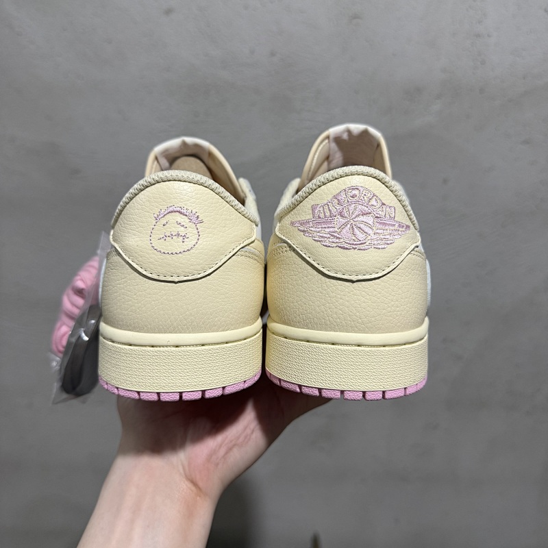Jordan 1 Sneakers 3