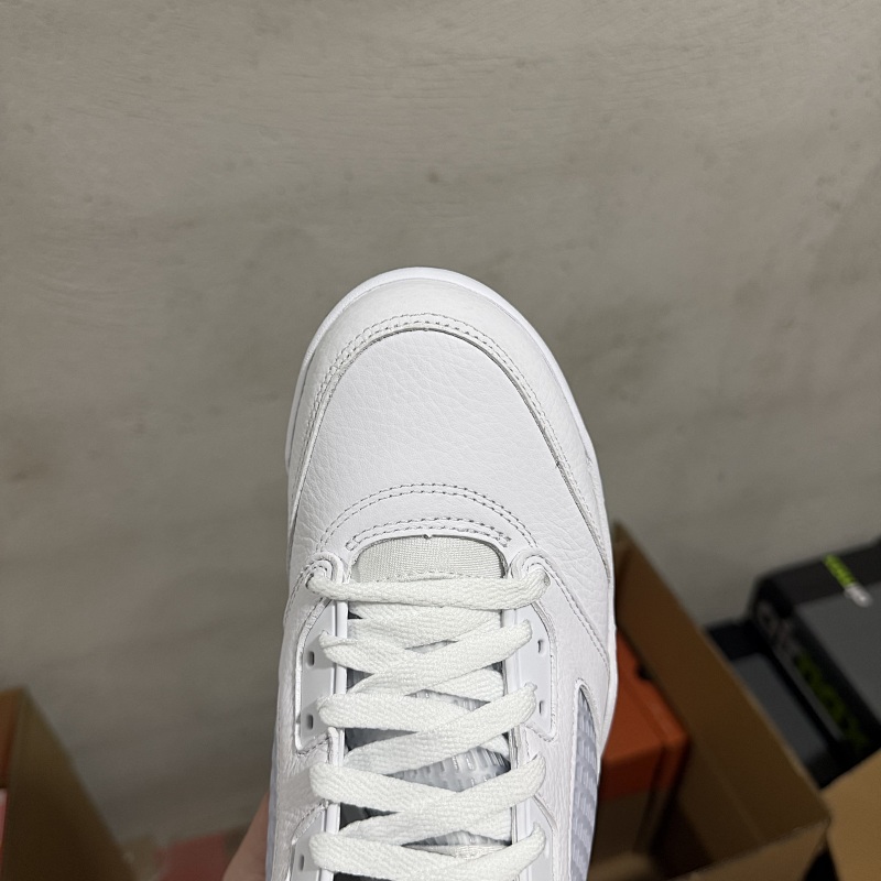 Jordan 5 Sneakers 4