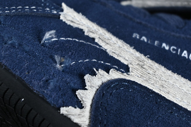 Balenciaga Pm 4