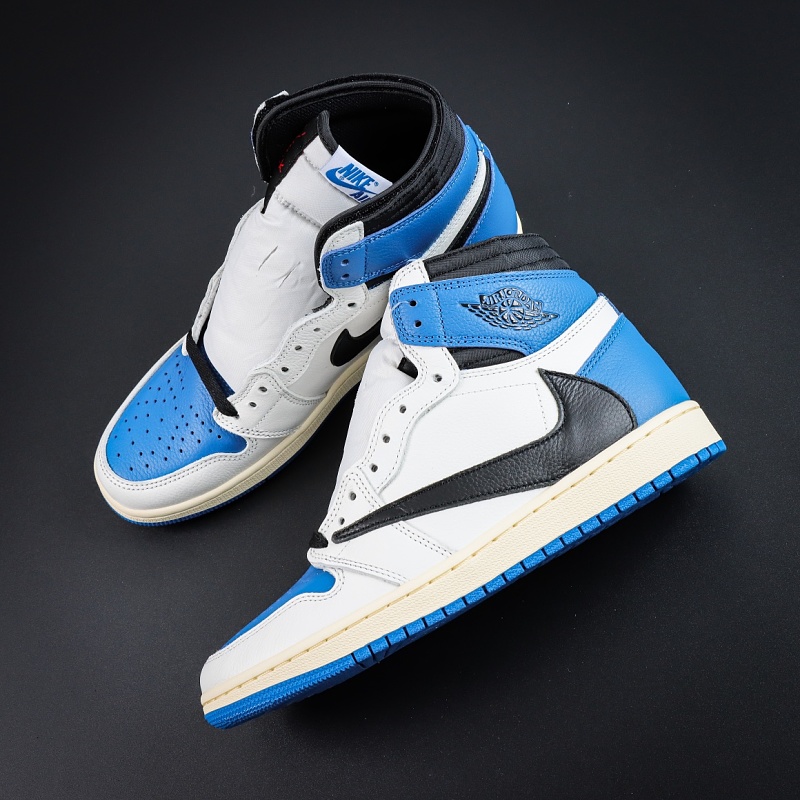 TS AJ1