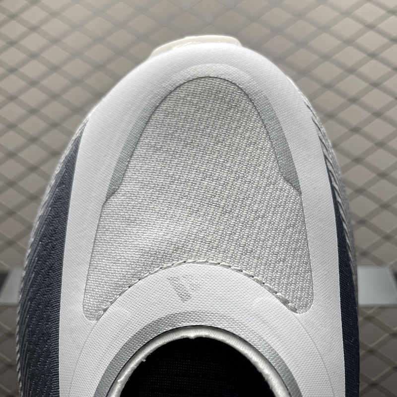 Ad Hyperboost Edge M 10