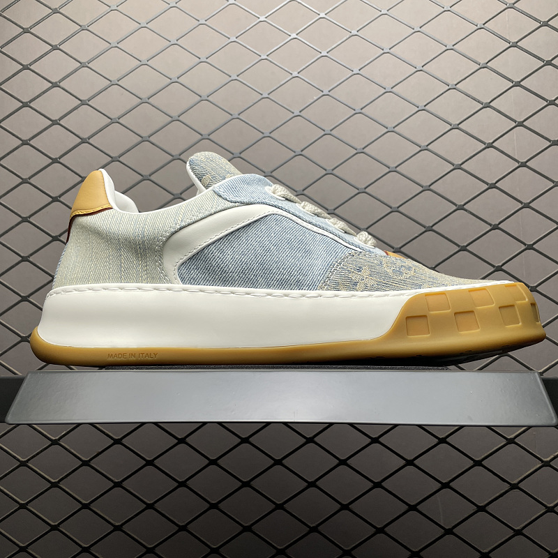 LV Tilted · 6