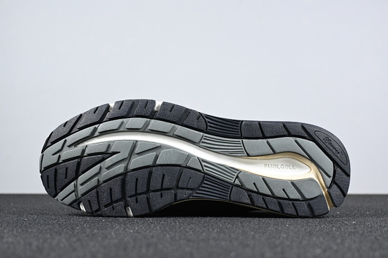 Zc New Balance · 5