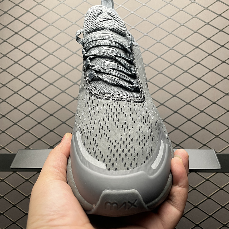 Air Max 270 12