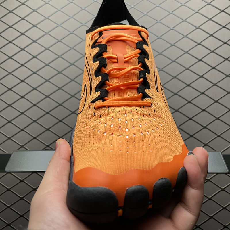 Balenciaga Anatomic 9