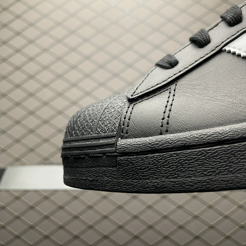 Adidas Shell Toe Sneakers 12