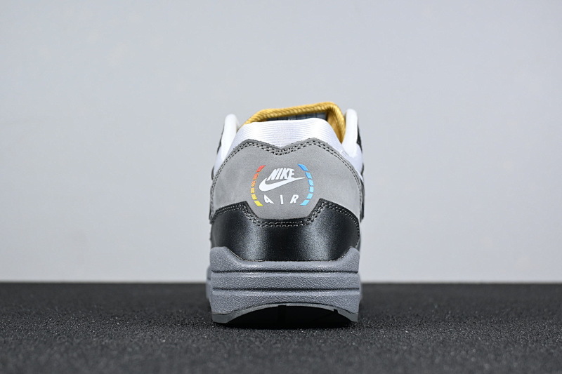 Air Max 1 8