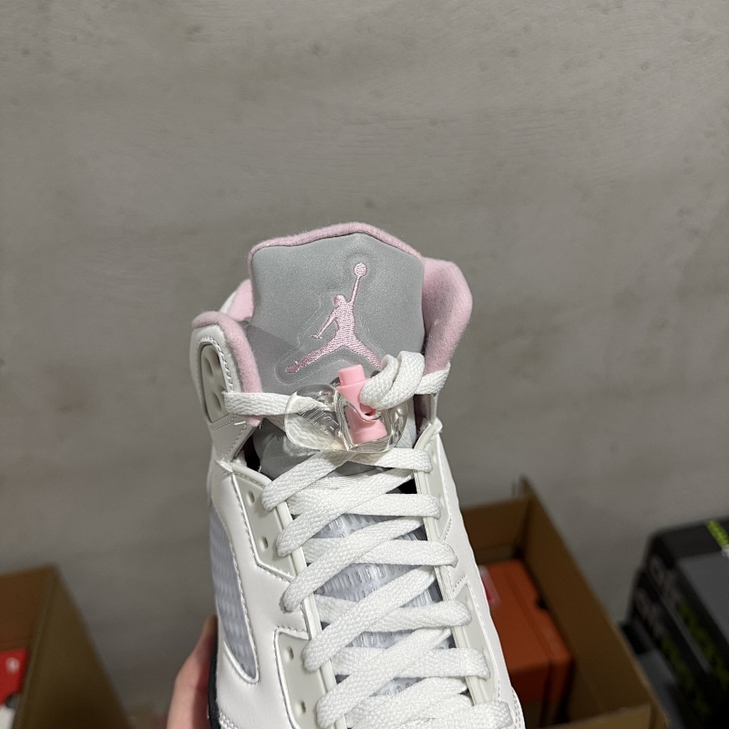 Jordan 5 Sneakers · 6