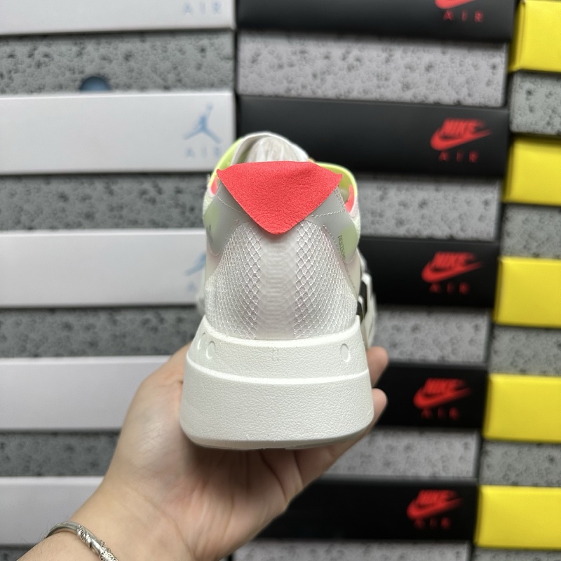 Adizero Adios 4M 3