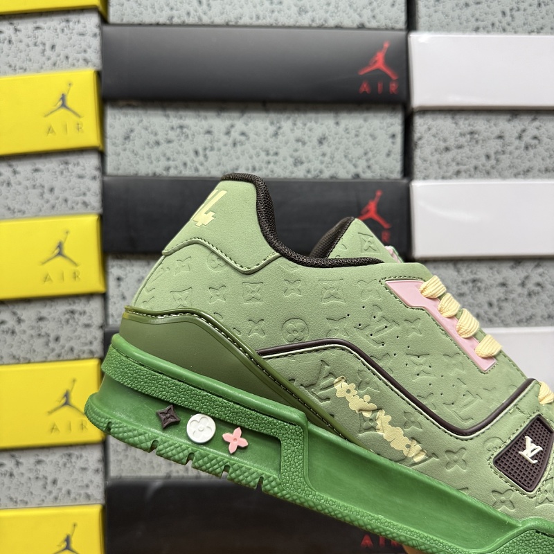 Trainer Green · 6