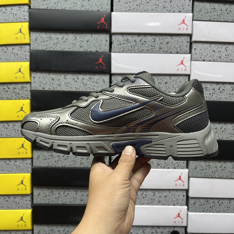 Nike Vomero 2