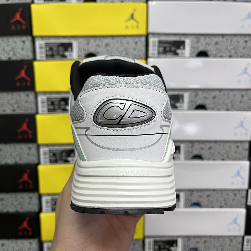 Dior B30 Sneakers 4