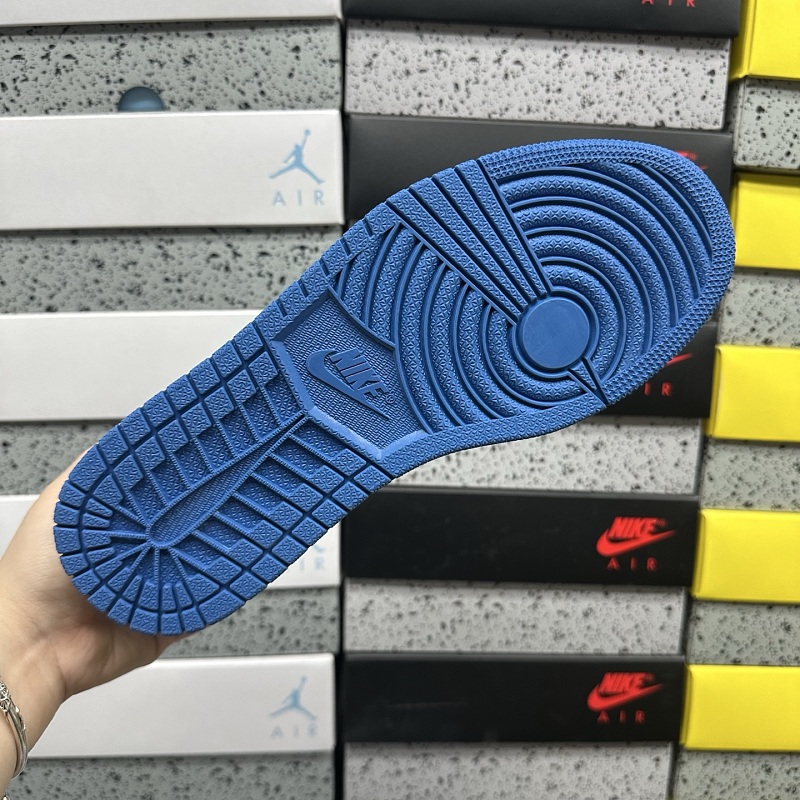 Jordan 1 Sneakers 3